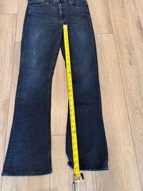 MOTHER women’s  boot cut Jeans in Dark Indigo
